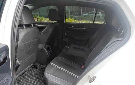 Volkswagen Golf VIII, 2022 год, 1 750 010 рублей, 17 фотография