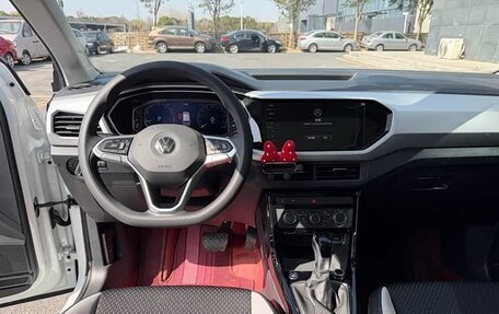 Volkswagen T-Cross I, 2023 год, 1 388 000 рублей, 14 фотография