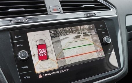 Volkswagen Tiguan II, 2017 год, 2 699 000 рублей, 13 фотография