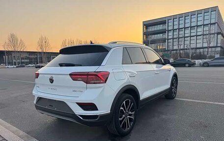 Volkswagen T-Roc I, 2022 год, 1 410 000 рублей, 6 фотография