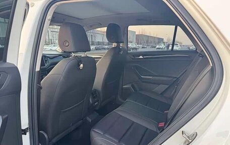 Volkswagen T-Roc I, 2022 год, 1 410 000 рублей, 13 фотография