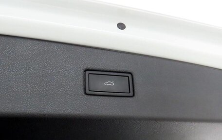 Volkswagen Tiguan II, 2022 год, 3 600 000 рублей, 20 фотография