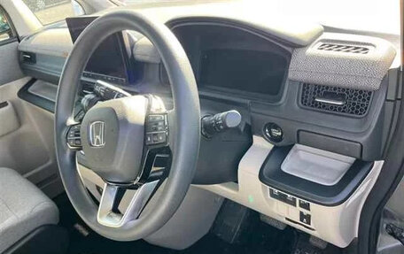 Honda Stepwgn, 2022 год, 2 127 978 рублей, 8 фотография