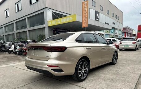 Geely Emgrand, 2022 год, 1 000 000 рублей, 4 фотография
