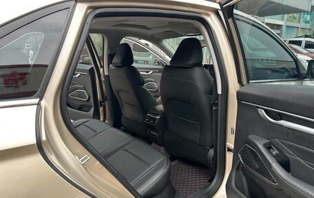 Geely Emgrand, 2022 год, 1 000 000 рублей, 10 фотография