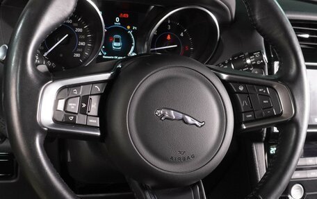 Jaguar F-Pace, 2018 год, 3 649 000 рублей, 15 фотография