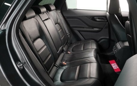 Jaguar F-Pace, 2018 год, 3 649 000 рублей, 7 фотография