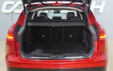 Jaguar F-Pace, 2018 год, 3 649 000 рублей, 25 фотография