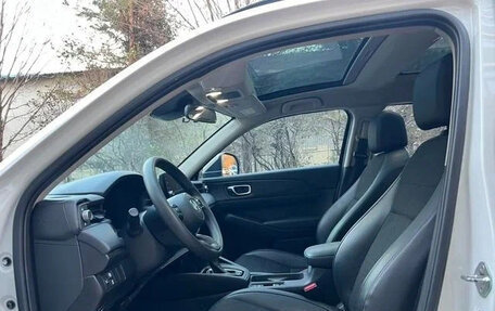 Honda Vezel, 2022 год, 1 730 000 рублей, 6 фотография