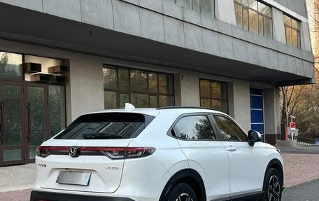 Honda Vezel, 2022 год, 1 730 000 рублей, 4 фотография