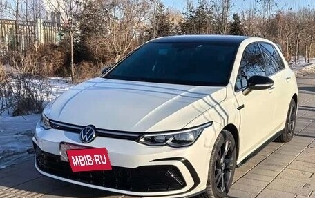 Volkswagen Golf VIII, 2021 год, 1 940 000 рублей, 1 фотография