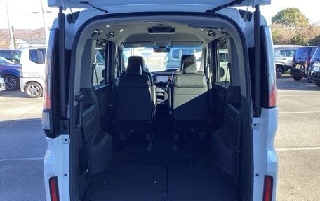 Honda Stepwgn IV, 2022 год, 2 058 000 рублей, 13 фотография