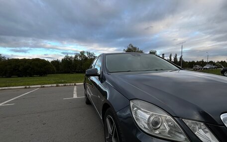 Mercedes-Benz E-Класс, 2010 год, 1 650 000 рублей, 3 фотография