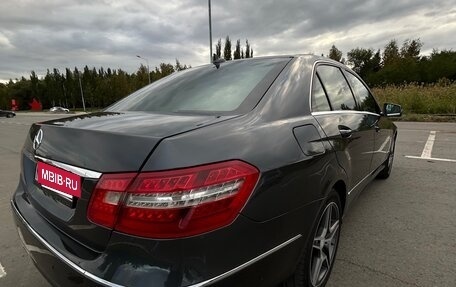 Mercedes-Benz E-Класс, 2010 год, 1 650 000 рублей, 6 фотография