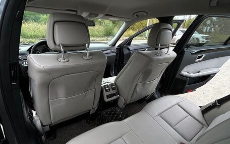 Mercedes-Benz E-Класс, 2010 год, 1 650 000 рублей, 8 фотография