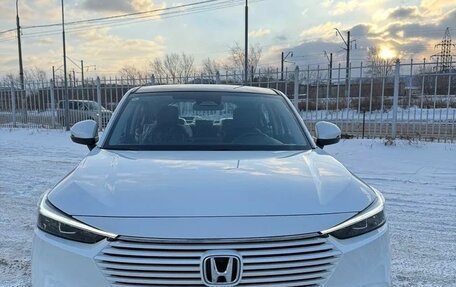 Honda Vezel, 2021 год, 1 825 000 рублей, 2 фотография