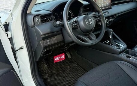 Honda Vezel, 2021 год, 1 825 000 рублей, 9 фотография