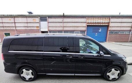 Mercedes-Benz V-Класс, 2026 год, 16 600 000 рублей, 2 фотография