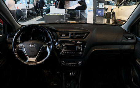 KIA Rio III рестайлинг, 2015 год, 1 060 000 рублей, 17 фотография