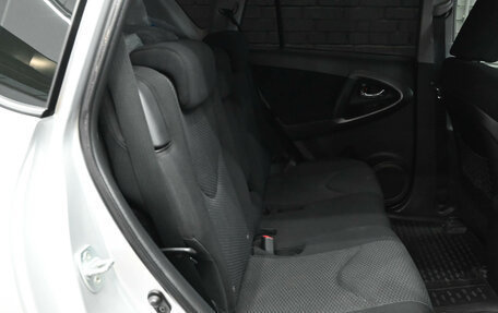 Toyota RAV4, 2011 год, 1 575 000 рублей, 10 фотография