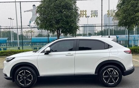 Honda Vezel, 2023 год, 1 690 055 рублей, 10 фотография