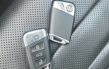 Volkswagen Passat B8 рестайлинг, 2019 год, 2 850 000 рублей, 13 фотография