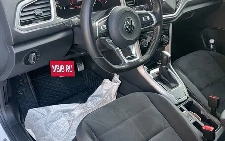 Volkswagen T-Roc I, 2022 год, 1 737 010 рублей, 10 фотография