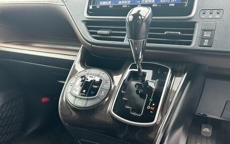 Toyota Esquire I, 2021 год, 2 134 000 рублей, 14 фотография