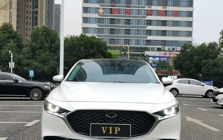 Mazda 3, 2021 год, 1 230 000 рублей, 2 фотография