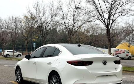 Mazda 3, 2021 год, 1 230 000 рублей, 4 фотография