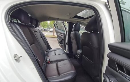 Mazda 3, 2021 год, 1 230 000 рублей, 19 фотография