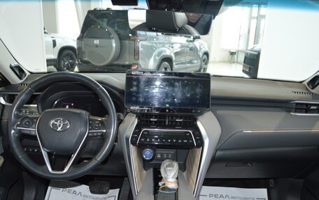 Toyota Harrier, 2022 год, 5 850 000 рублей, 13 фотография