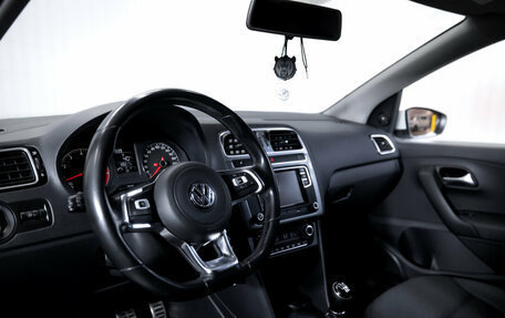 Volkswagen Polo VI (EU Market), 2018 год, 1 240 000 рублей, 12 фотография