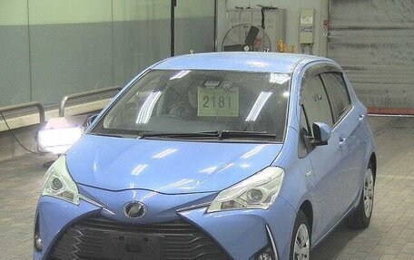 Toyota Vitz, 2020 год, 1 055 000 рублей, 2 фотография