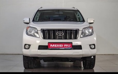 Toyota Land Cruiser Prado 150 рестайлинг 2, 2013 год, 3 300 000 рублей, 1 фотография