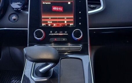 Renault Espace V рестайлинг, 2019 год, 1 650 000 рублей, 10 фотография