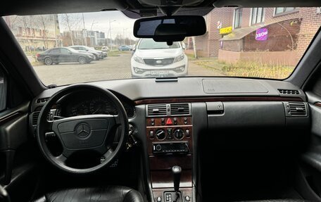 Mercedes-Benz E-Класс, 1996 год, 425 000 рублей, 16 фотография