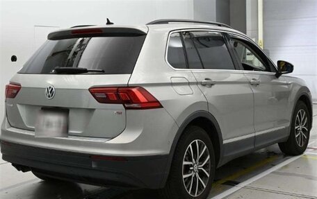 Volkswagen Tiguan II, 2017 год, 1 430 000 рублей, 12 фотография