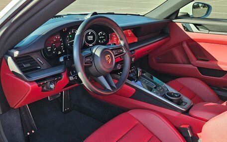 Porsche 911, 2021 год, 13 300 000 рублей, 7 фотография