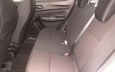 Suzuki Swift V, 2019 год, 1 450 000 рублей, 8 фотография