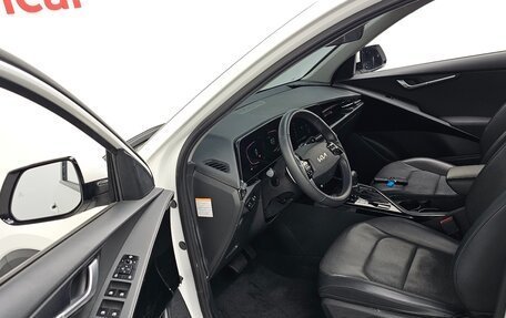 KIA Niro, 2022 год, 1 880 000 рублей, 12 фотография