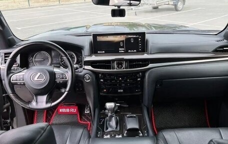 Lexus LX III, 2018 год, 14 000 000 рублей, 10 фотография