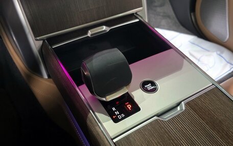 Land Rover Range Rover IV рестайлинг, 2024 год, 20 380 000 рублей, 10 фотография