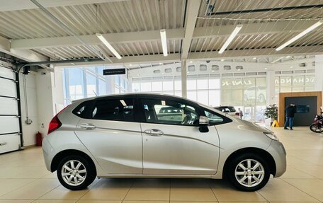 Honda Fit III, 2017 год, 1 049 000 рублей, 7 фотография