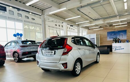 Honda Fit III, 2017 год, 1 049 000 рублей, 6 фотография