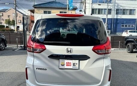 Honda Freed II, 2022 год, 1 475 007 рублей, 9 фотография