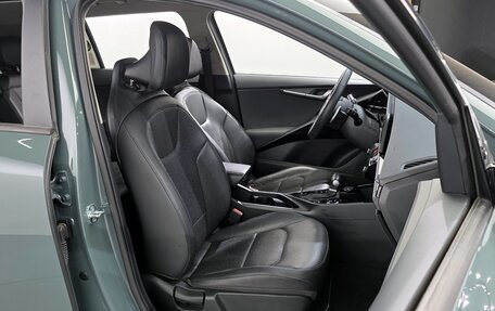 KIA Niro, 2022 год, 2 090 000 рублей, 12 фотография