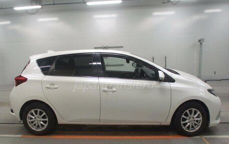 Toyota Auris II, 2016 год, 1 300 230 рублей, 2 фотография