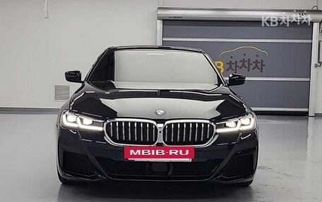 BMW 5 серия, 2021 год, 4 800 000 рублей, 2 фотография