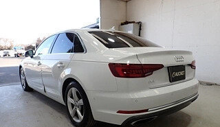 Audi A4, 2019 год, 2 230 000 рублей, 3 фотография